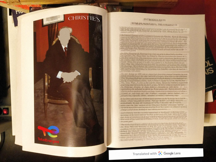 collage digital con una revista y un artculo sobre subastas de arte